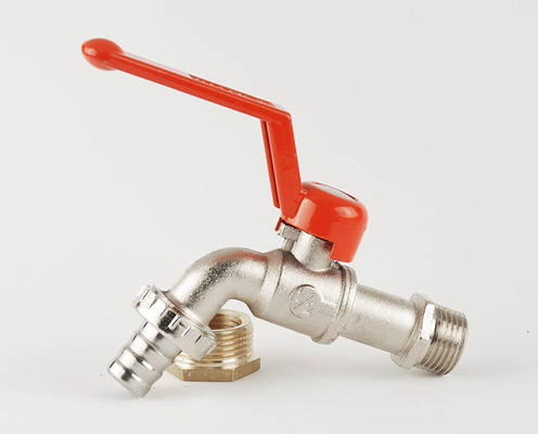 Modelo Lockable Design da torneira 3D do jardim do galo do babador da mangueira do hotel 120gram 1/2inch