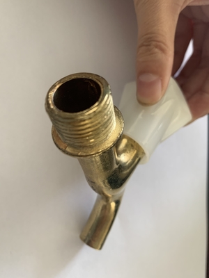 Galo de bronze montado plataforma do babador não da oxidação para a máquina de lavar