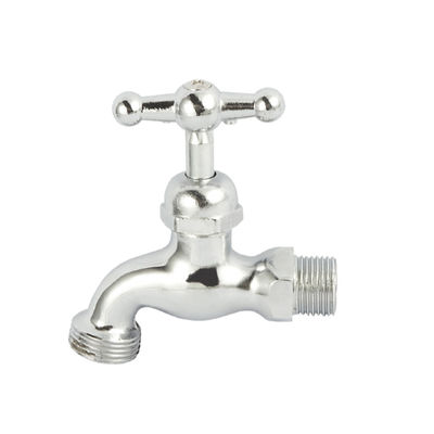 O galo manual do babador da mangueira do torneira de água do fechamento do chapeamento de níquel de 1/2” rosqueou
