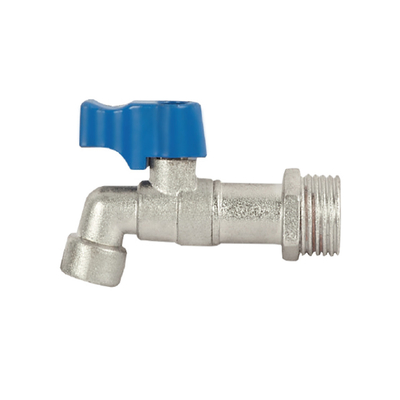A plataforma de bronze do Bibcock da mangueira do punho azul montou a resistência de corrosão alta