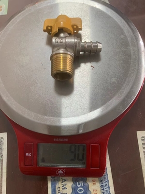 Válvula de ângulo de bronze da meia polegada média da temperatura para o punho do cobre da cozinha
