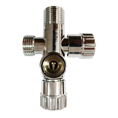A válvula de ângulo de bronze fria de venda quente Chrome da água 1/2inch dos encaixes do banheiro chapeou